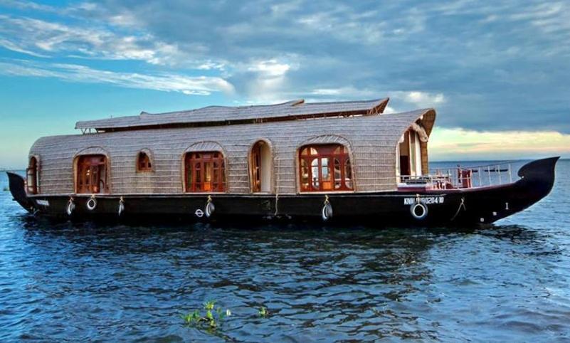 Aqua Castle Houseboat - By Aqua Jumbo Houseboats Alappuzha Exterior foto