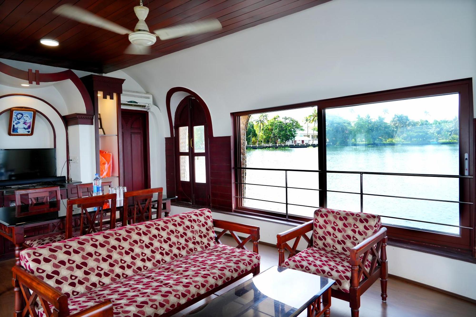 Aqua Castle Houseboat - By Aqua Jumbo Houseboats Alappuzha Exterior foto