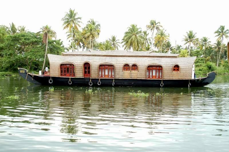 Aqua Castle Houseboat - By Aqua Jumbo Houseboats Alappuzha Exterior foto